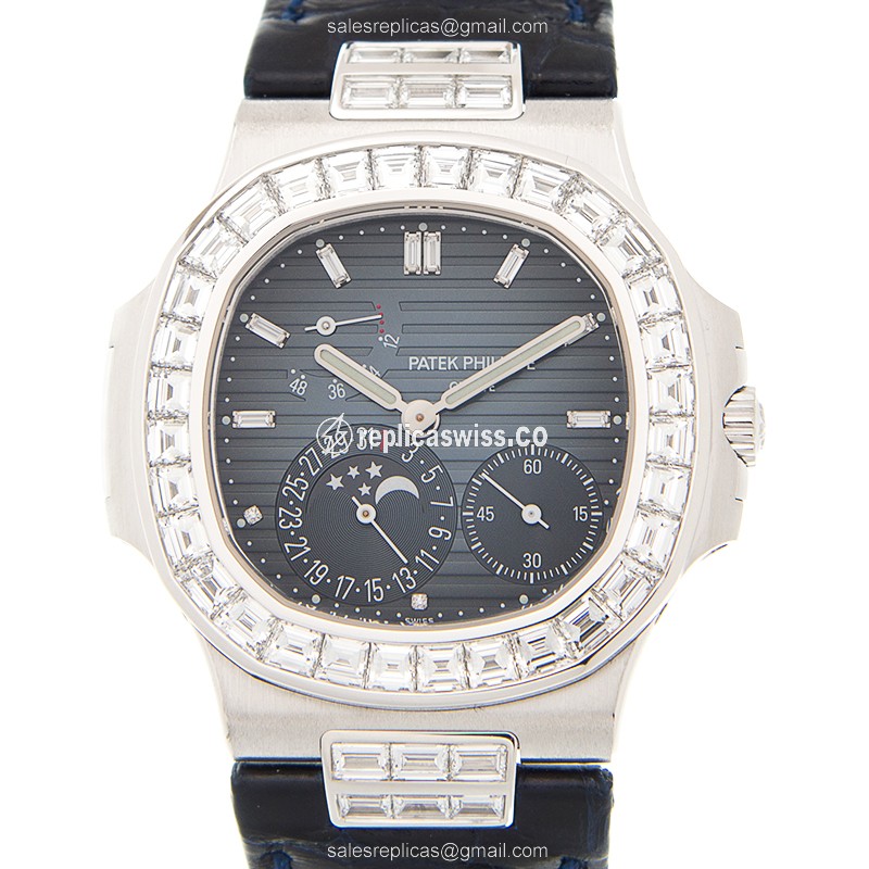 Patek Philippe 5724G-001 Nautilus Replica | Automatic Movement, Blue Dial & Clasp Watch