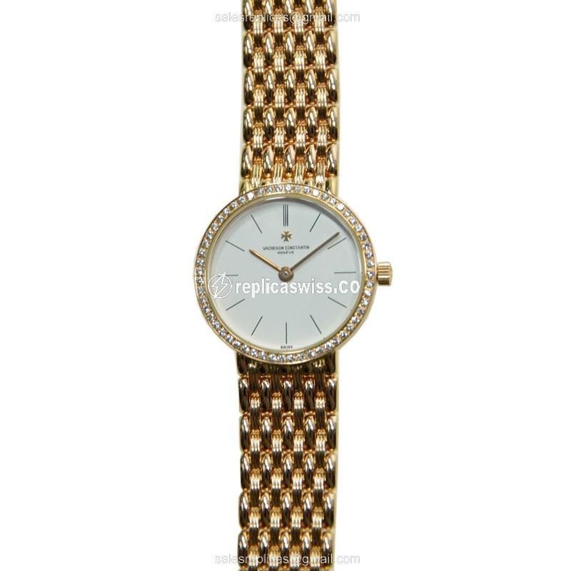 Vacheron Constantin 27593/454J-3: Exquisite Quartz Movement in 18kt Rose Gold & White Dial Watch